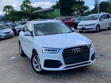 Audi Q3 White SUV Smooth Performance