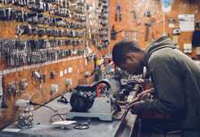 24/7 Emergency Locksmith|Safe Engineers & Access Control.Call Now.