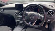 MERCEDES BENZ A180 SUNROOF 2019MODEL