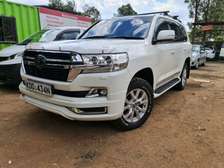 Toyota land Cruiser Sahara 2016 Diesel engine