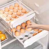 32 egg trays