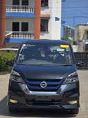 Nissan Serena epower black 2019