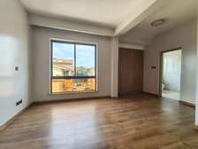 3 Bed Apartment in Valley Arcade