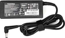 Genuine Toshiba 19V 2.37A 45W charger