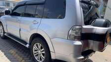 MITSUBISH PAJERO 2017MODEL DIESEL