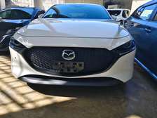 MAZDA 3,2019,1800CC,(WE ACCEPT HIRE PURCHASE)