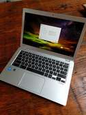 Toshiba CB30 Chromebook - 13.3" - 2GB RAM - 16GB SSD
