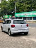 volkswagen polo with sunroof