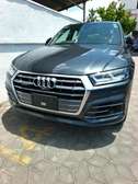 Audi Q5 grey