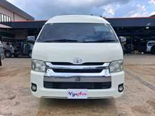 HIACE 9L COMMUTER,DIESEL,2019