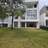 6 Bed Villa with En Suite in Kitisuru