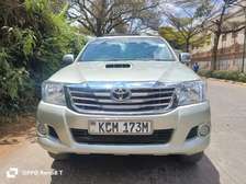 TOYOTA HILUX DOUBLE CAB MANUAL