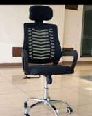 Adjustable headrest office chair