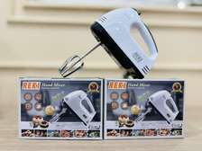 Reki Hand Mixer White Black Multi-Speed with Hooks