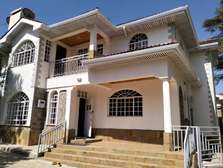 4 Bed Townhouse with En Suite in Lavington