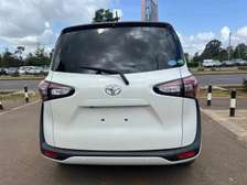Make Toyota Sienta white color 2019 model 1500cc