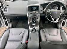 Volvo XC60 White color 2019 model fully loaded