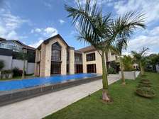 4 Bed House with En Suite in Runda