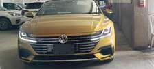 Volkswagen Atreon Orange 2019 sunroof