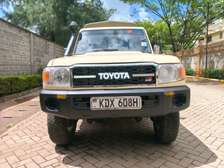 TOYOTA LAND CRUISER PICKUP 79 SERIES DIESEL
