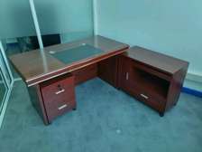 1.4m executive office table