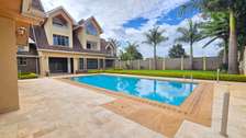 5 Bed House with En Suite in Runda