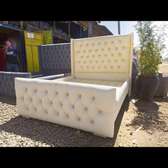 5*6 tufted bed