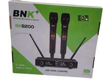 BNK Bk-8200 dual UHF wireless microphone