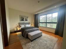 Serviced 2 Bed Apartment with En Suite in Riverside