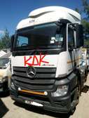 Actros Mp4 (5units) prime movers on sale
