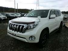 PRADO 7 SEATER/SUNROOF