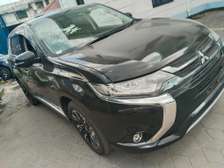 Mitsubishi outlander hybrid on sale