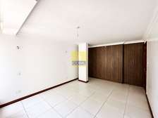 3 Bed Apartment with Backup Generator in Parklands