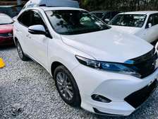 Toyota Harrier  premium  with SUNROOF