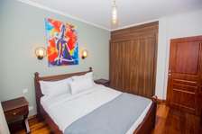 Serviced 2 Bed Apartment with En Suite at Upper Hill