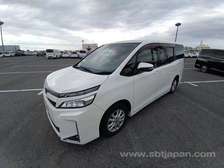 Toyota voxy si Drive 2018model