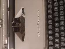 Remington rand typewriter