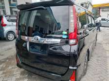 Toyota Noah si purple 2016 2wd