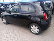 Nissan march