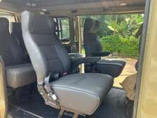 Toyota HiAce 2011 Tours
