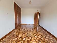 5 Bed House with En Suite in Loresho