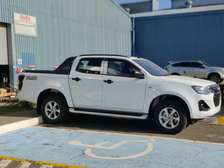 Isuzu Dmax Double cab Manual Transmission 4x4  TFS 87
