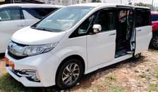 Honda spenda stepwagon