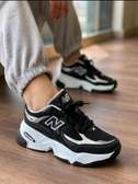 Black and white new balance ladies sneakers