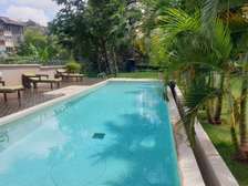 3 Bed Apartment with En Suite in Riverside