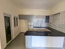 4 Bed Apartment with En Suite in Parklands