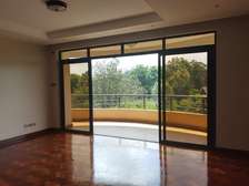 3 Bed Apartment with En Suite in Riverside