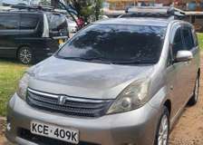 Toyota Isia