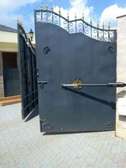 swing gate installers & sliding Gate Installer In Kenya