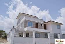 4 Bed Villa with En Suite at Utange